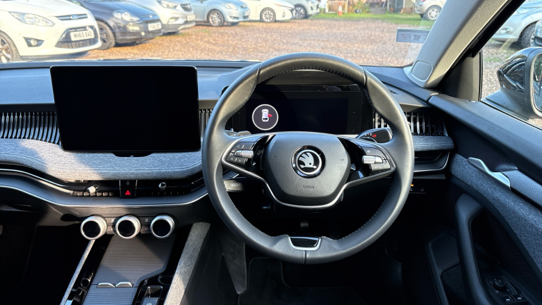 Skoda Superb 2.0 TDI SE Technology 5dr DSG Diesel Estate